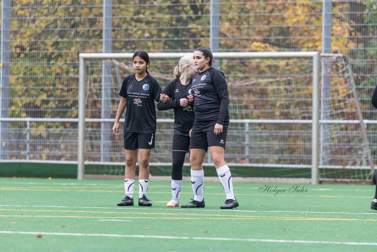 Bild 76 - wCJ VfL Pinneberg - Eimsbuettler TV : Ergebnis: 0:3